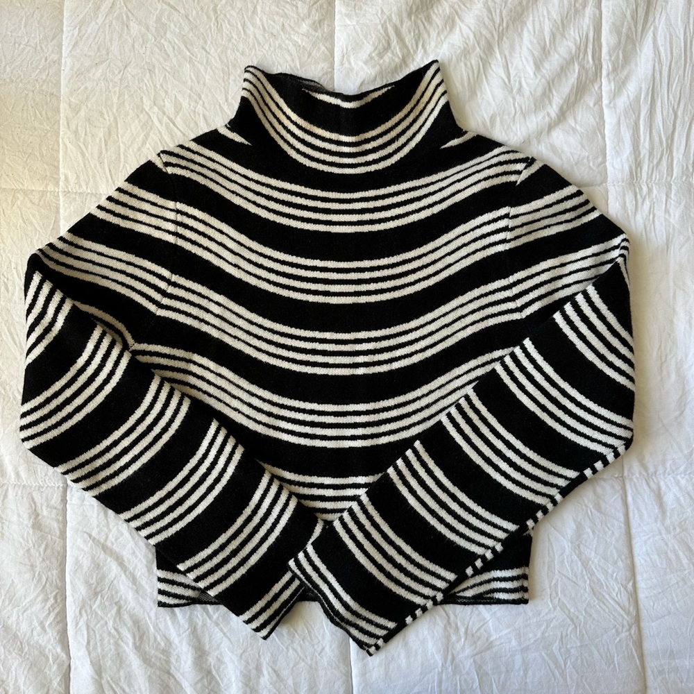 VRG GRL striped sweater